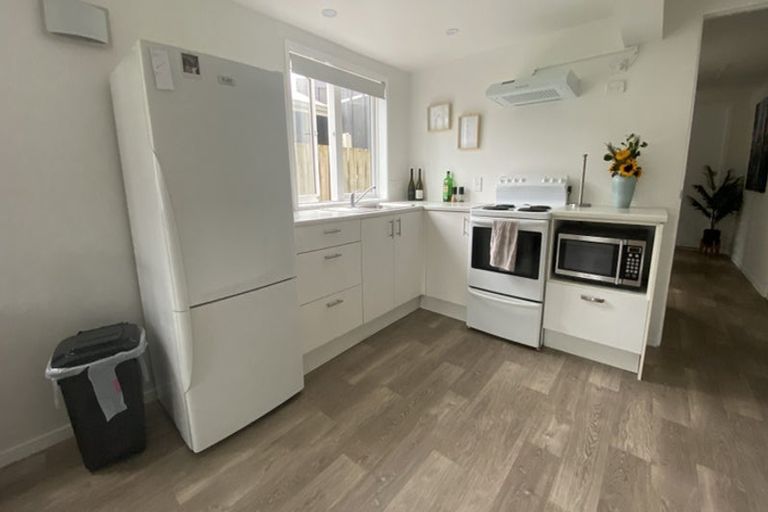 Photo of property in 42 Pitau Road, Mount Maunganui, 3116