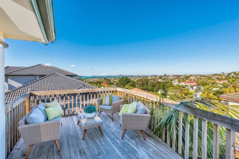 Photo of property in 153c Hobsonville Road, West Harbour, Auckland, 0618