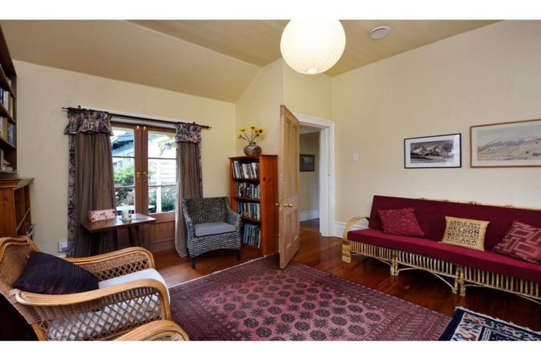 Photo of property in 143 Tasman Street, Nelson, 7010