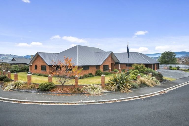 Photo of property in 17 Fenty Place, Mosgiel, 9024