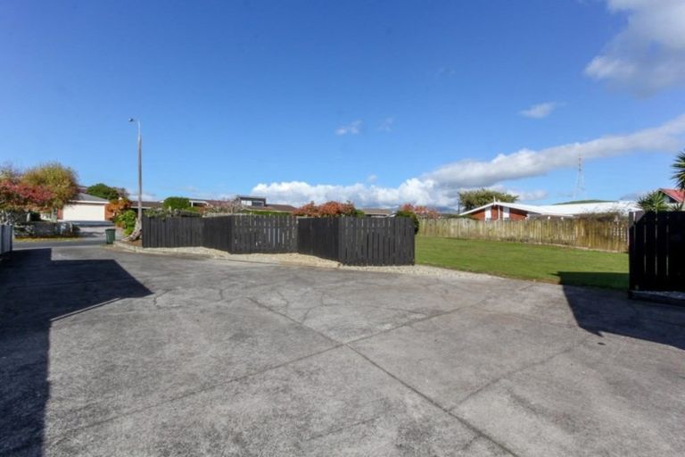 Photo of property in 13 Karamea Street, Whalers Gate, New Plymouth, 4310