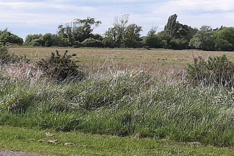 Photo of property in 451 Kainga Road, Brooklands, Christchurch, 8083