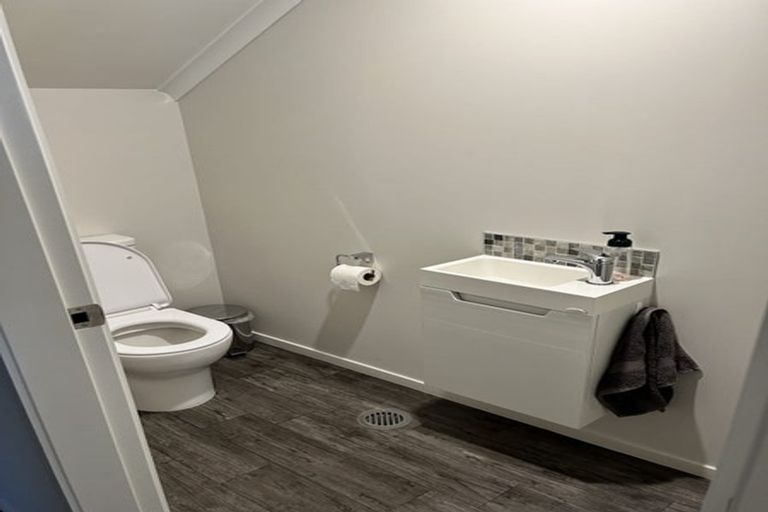 Photo of property in 8/18 Hunter Street, Hamilton Lake, Hamilton, 3204