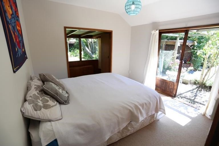 Photo of property in 41 Yaldhurst Road, Sockburn, Christchurch, 8042