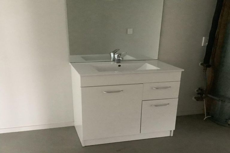 Photo of property in 18 Avonhead Road, Avonhead, Christchurch, 8042