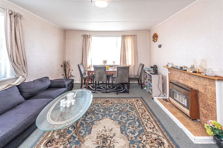 Photo of property in 2 Brooking Street, Tawhero, Whanganui, 4501