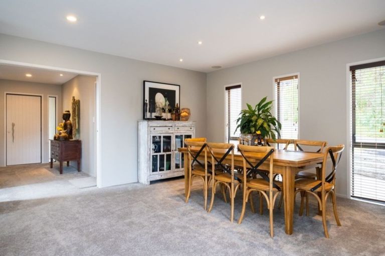 Photo of property in 64 Greenwood Road, Havelock North, 4130