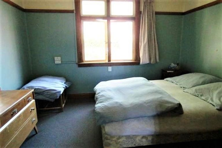 Photo of property in 6 Young Street, New Plymouth, 4310