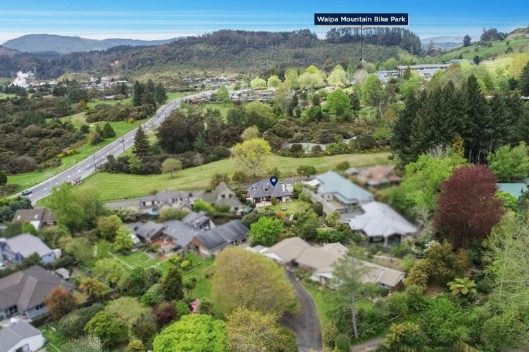 Photo of property in 9 Moncur Drive, Springfield, Rotorua, 3015