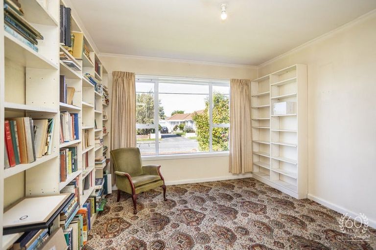 Photo of property in 22 Renfrew Street, Upper Riccarton, Christchurch, 8041