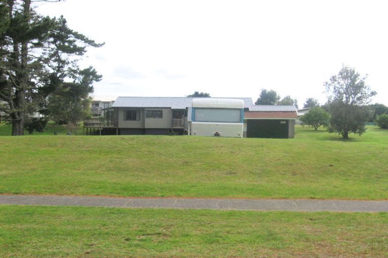 Photo of property in 205 Waimaire Avenue, Matarangi, Whitianga, 3592