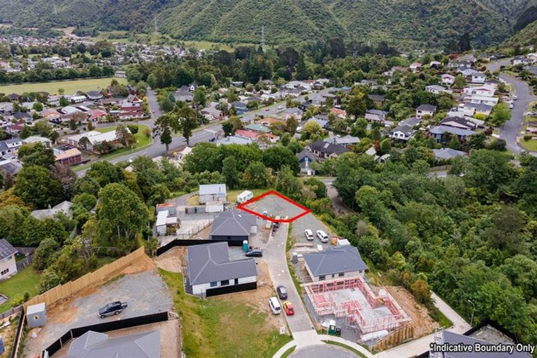 Photo of property in 7 Nikau Lane, Timberlea, Upper Hutt, 5018
