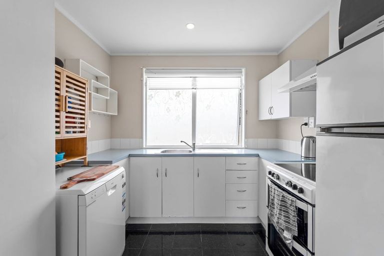 Photo of property in 10a Walbrook Road, Manly, Whangaparaoa, 0930