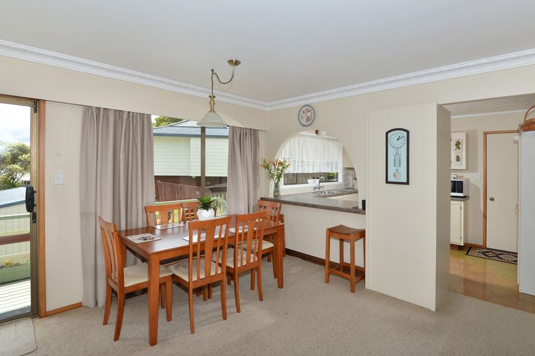 Photo of property in 52 Hilltop Avenue, Morningside, Whangarei, 0110