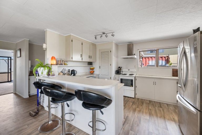 Photo of property in 38 Rogers Road, Bay View, Napier, 4104