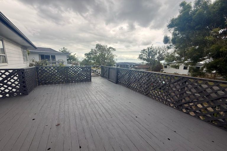 Photo of property in 58 Everglade Drive, Goodwood Heights, Auckland, 2105