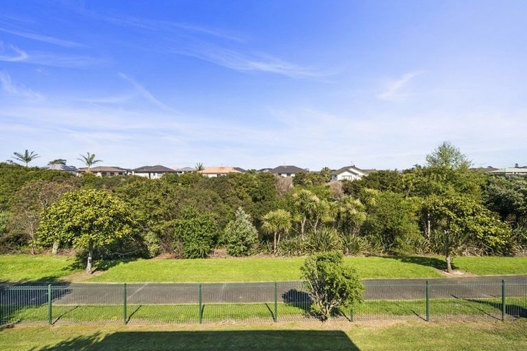 Photo of property in 5 Brunswick Rise, Mangere, Auckland, 2022