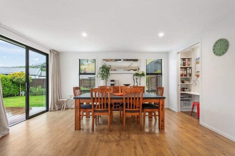 Photo of property in 4 Caro Lane, Cracroft, Christchurch, 8022