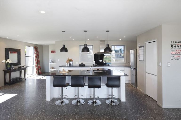 Photo of property in 4 The Belfry, Waimairi Beach, Christchurch, 8083