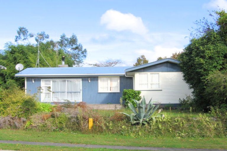 Photo of property in 68 Pohutukawa Drive, Tokoroa, 3420