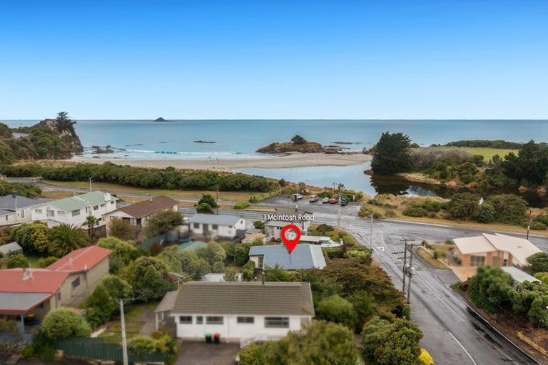 Photo of property in 1 Mcintosh Road, Brighton, Dunedin, 9035