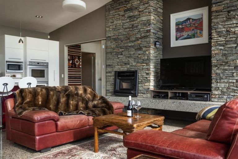 Photo of property in 31 Hardie Place, Albert Town, Wanaka, 9305