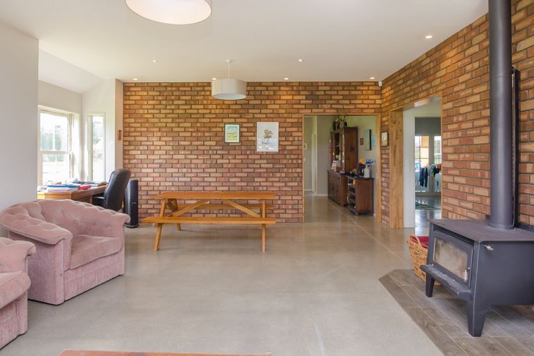 Photo of property in 104c Mannings Road, Carrington, Carterton, 5791