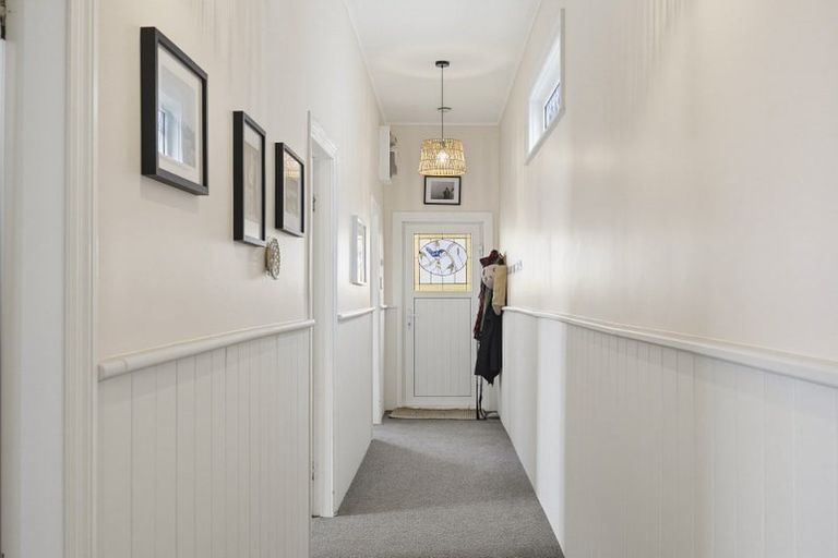 Photo of property in 39 Normanby Street, Newtown, Wellington, 6021