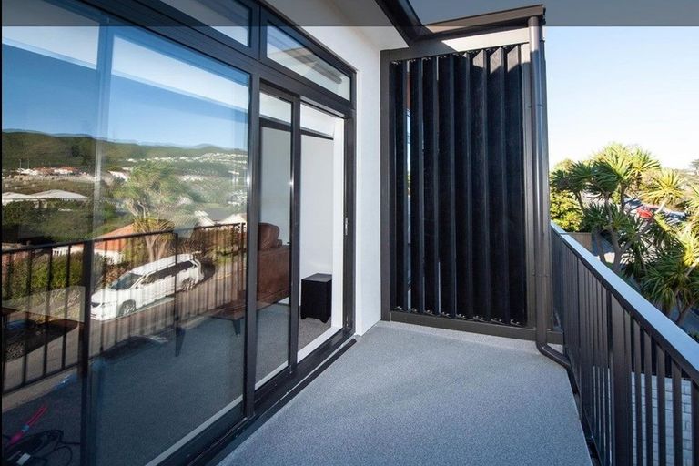 Photo of property in 11/2 Hindmarsh Street, Johnsonville, Wellington, 6037