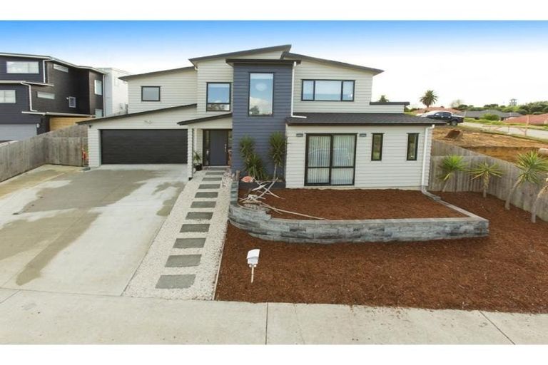 Photo of property in 114 Voyager Drive, Gulf Harbour, Whangaparaoa, 0930
