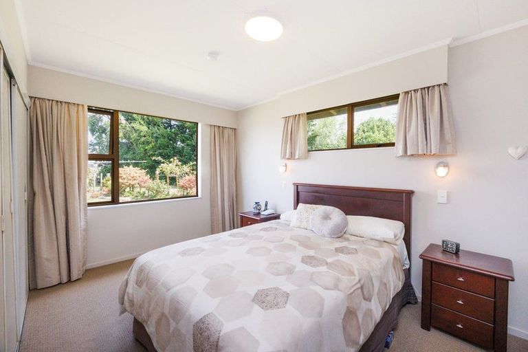 Photo of property in 1400 Rongotea Road, Kairanga, Palmerston North, 4475