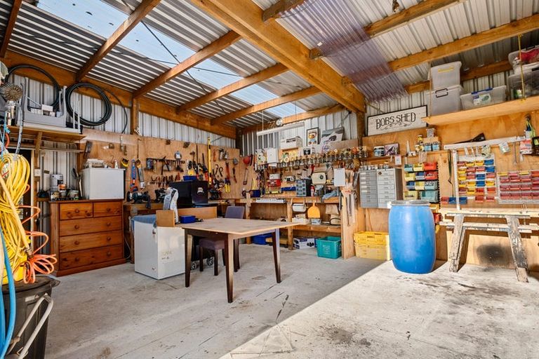 Photo of property in 2 Nopera Road, Waiiti, Urenui, 4377