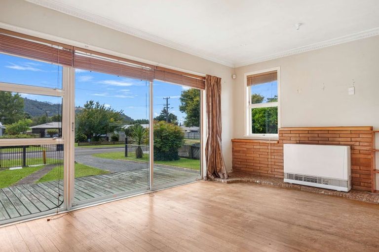 Photo of property in 10 Kenrick Road, Pukehangi, Rotorua, 3015