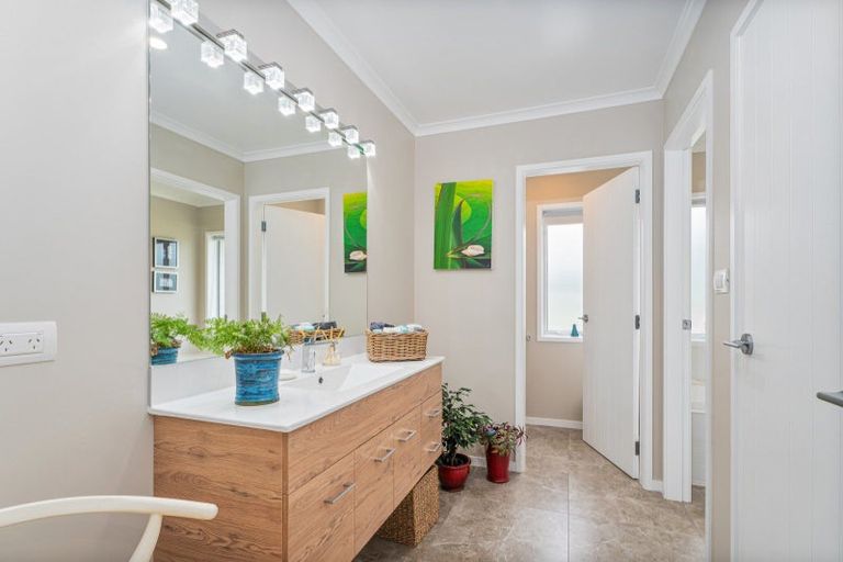 Photo of property in 10a Austin Drive, Whitianga, 3510