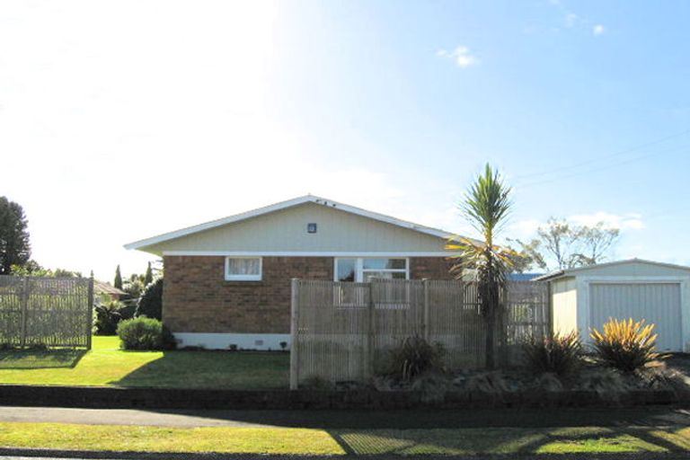 Photo of property in 13 Beverley Crescent, Hillcrest, Hamilton, 3216