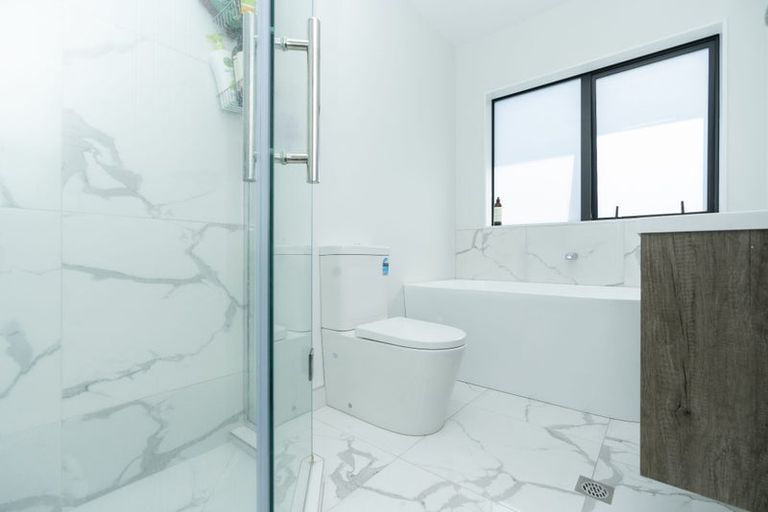 Photo of property in 2/87 Insoll Avenue, Enderley, Hamilton, 3214