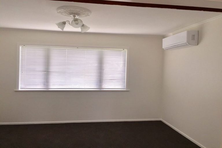 Photo of property in 51 Cargill Street, Papakura, 2110
