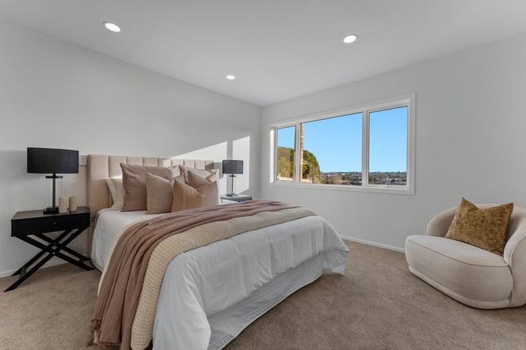 Photo of property in 2/3a Richards Avenue, Forrest Hill, Auckland, 0620