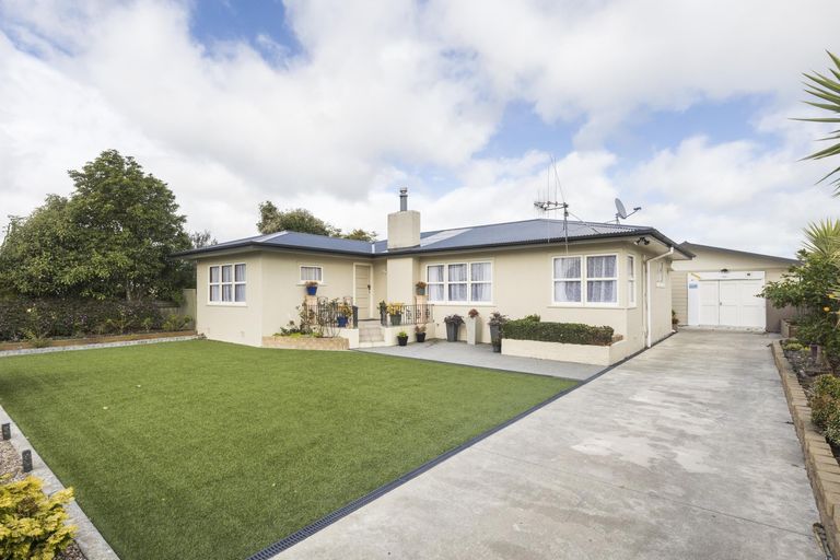 Photo of property in 22 Forbury Avenue, Takaro, Palmerston North, 4412
