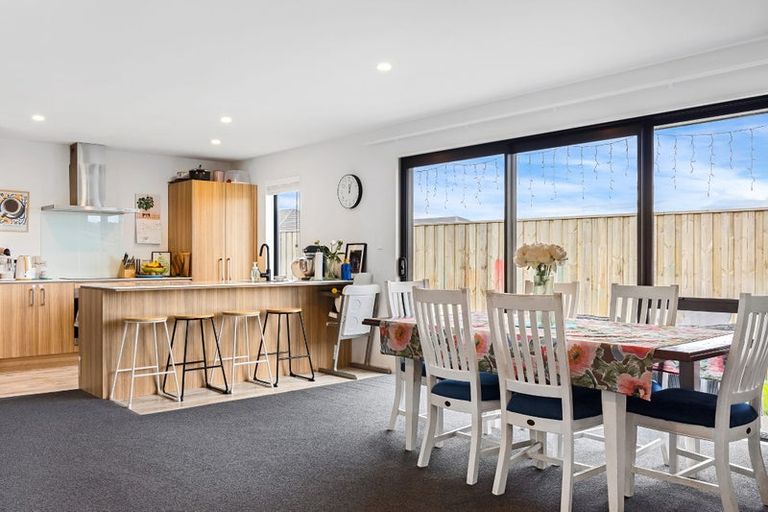 Photo of property in 156 Faringdon Boulevard, Rolleston, 7615