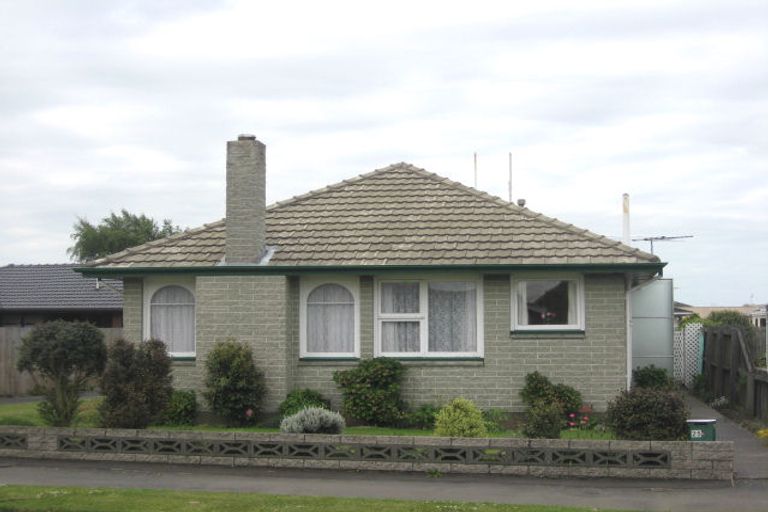 Photo of property in 2/252 Harewood Road, Bishopdale, Christchurch, 8053