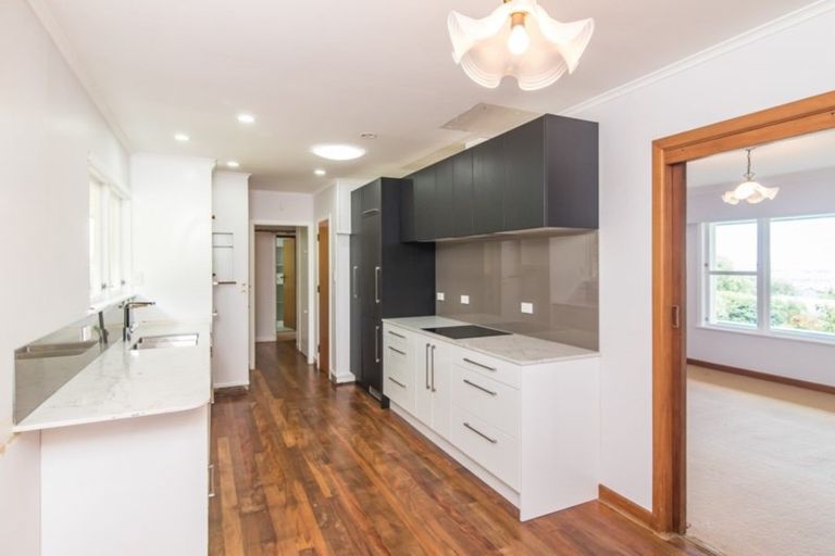 Photo of property in 35 Tui Crescent, Waikanae, 5036