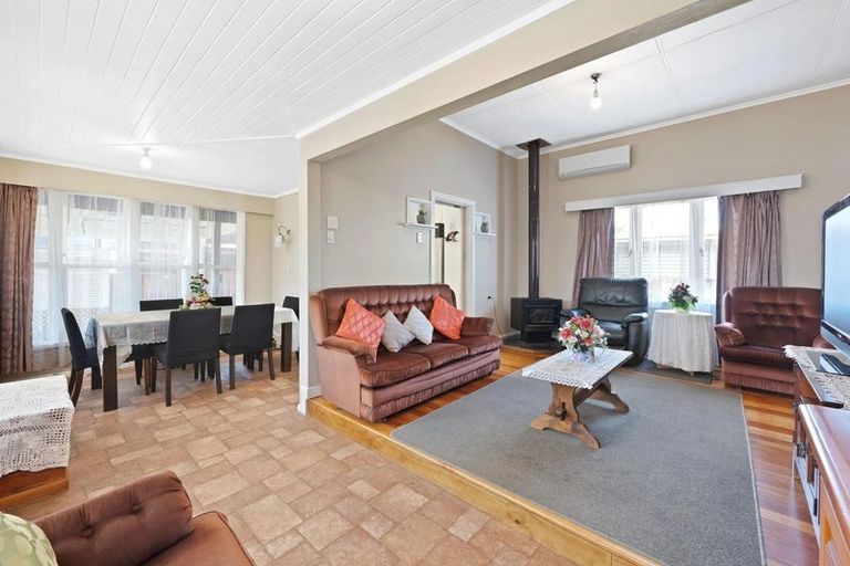 Photo of property in 154 Wyllie Road, Papatoetoe, Auckland, 2025