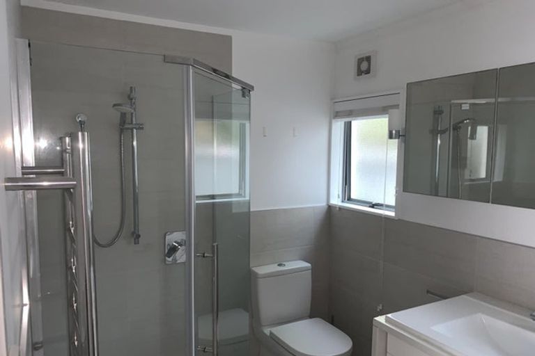 Photo of property in 2/420a Hibiscus Coast Highway, Orewa, 0931