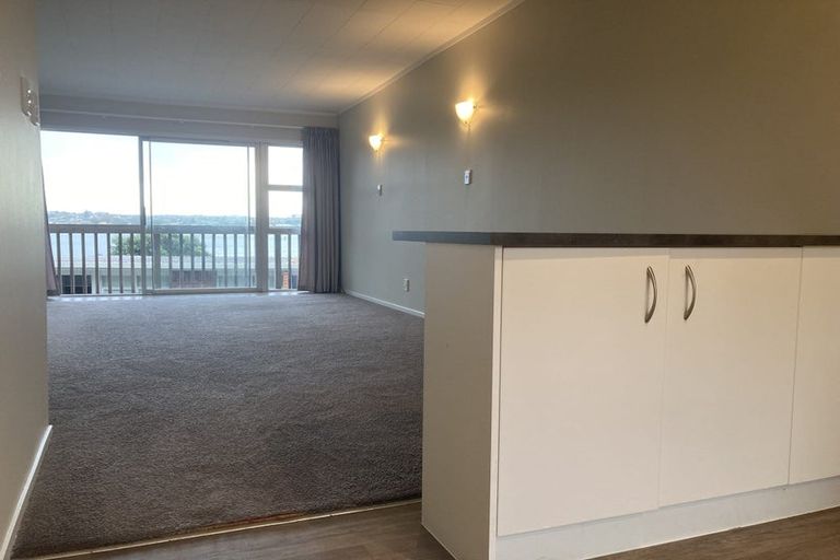 Photo of property in 2 The Promenade, Takapuna, Auckland, 0622