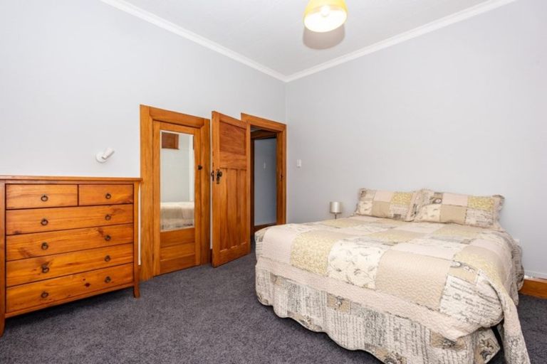 Photo of property in 33 Cobden Street, Westport, 7825