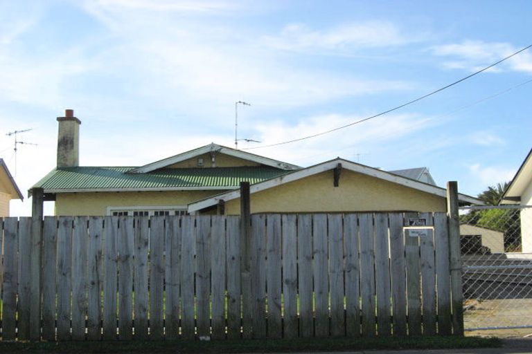 Photo of property in 8 Koromiko Road, Gonville, Whanganui, 4501