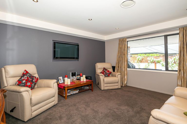 Photo of property in 13 Tancred Street, Geraldine, 7930