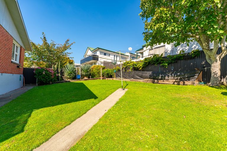 Photo of property in 42a-b Virtue Avenue, Maori Hill, Timaru, 7910