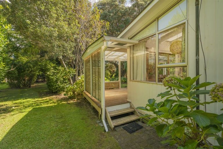Photo of property in 26 Hardy Place, Cooks Beach, Whitianga, 3591
